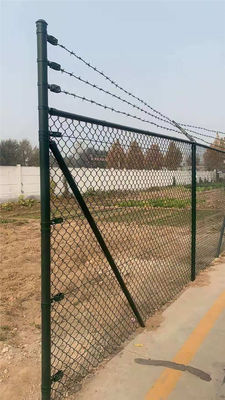 پارچه پیوند زنجیر گالوانیزه با روکش روی 0.148 اینچ قطر سیم 2''X2'' 12ft X 50ft